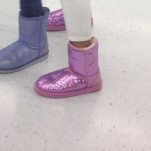 Kids pink sequin uggs